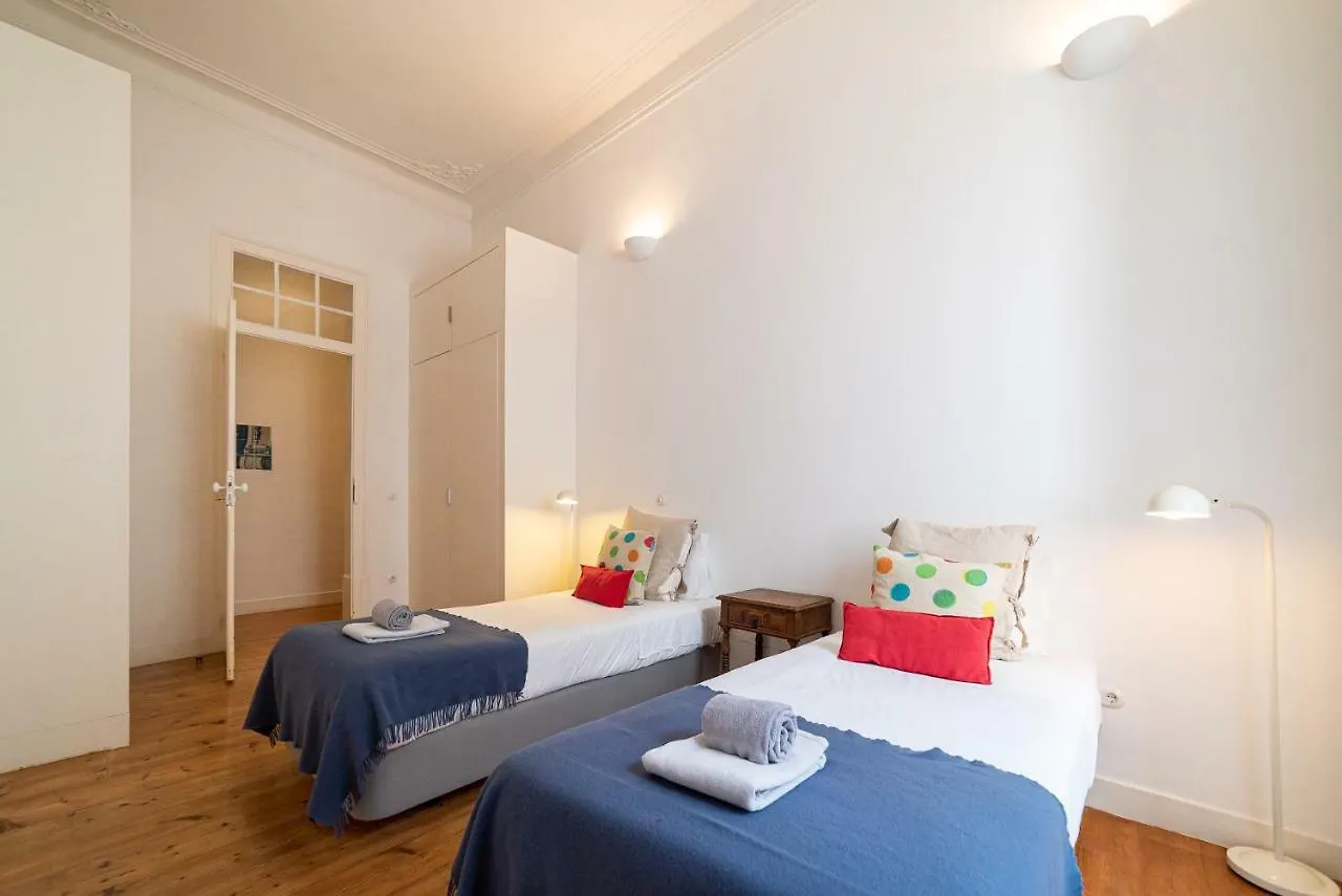 Lisbon Charming Apartments - Chiado פורטוגל