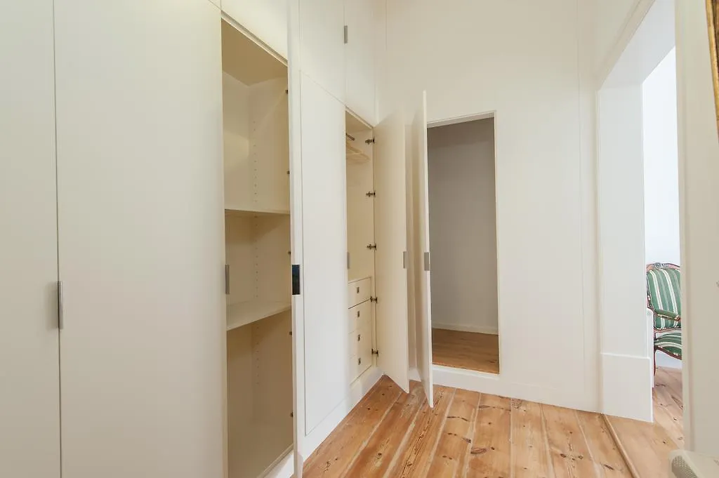 Lisbon Charming Apartments - Chiado